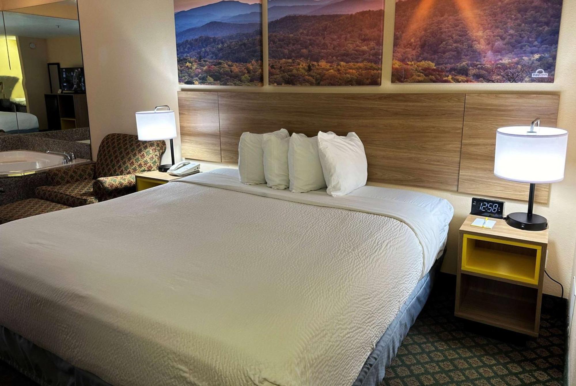 Days Inn & Suites By Wyndham Eunice Buitenkant foto